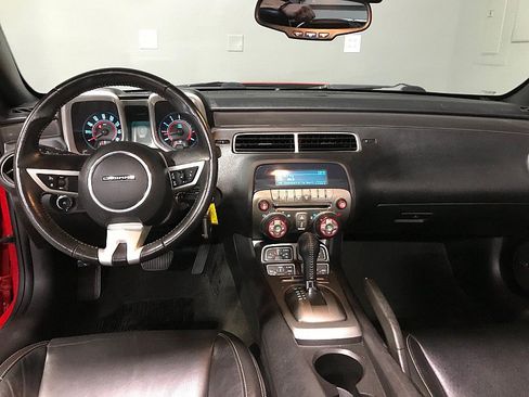 Used 2011 Chevrolet Camaro LT RWD image 25