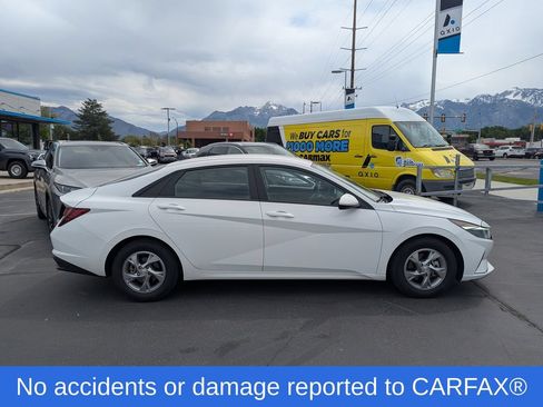 Used 2023 Hyundai Elantra SE FWD image 2