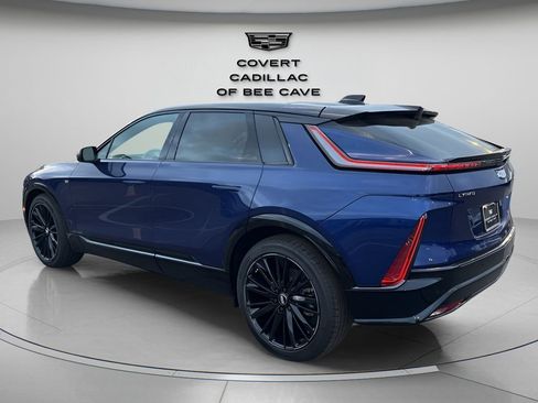 New 2025 Cadillac Lyriq Sport image 7