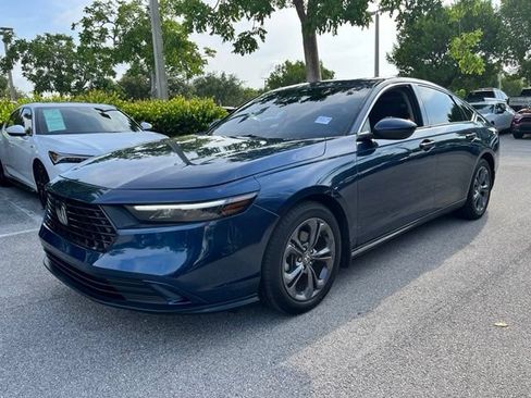 Used 2023 Honda Accord EX image 2