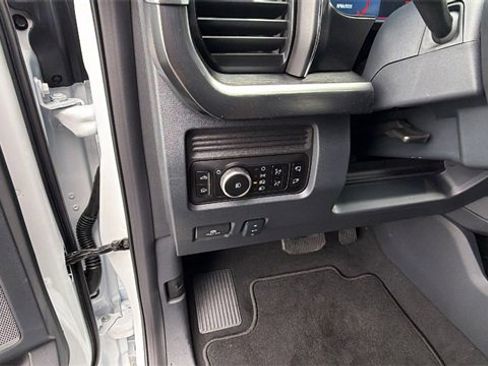 New 2026 Ford F250 Lariat image 33