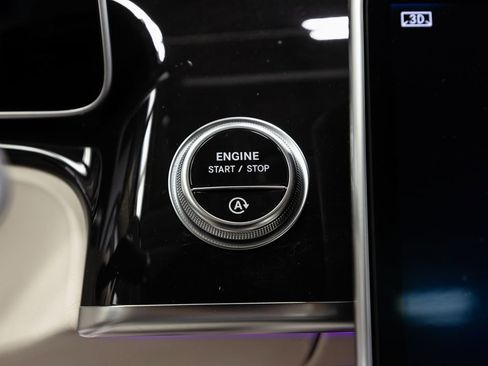 Certified 2024 Mercedes-Benz Maybach S 580 4MATIC image 16