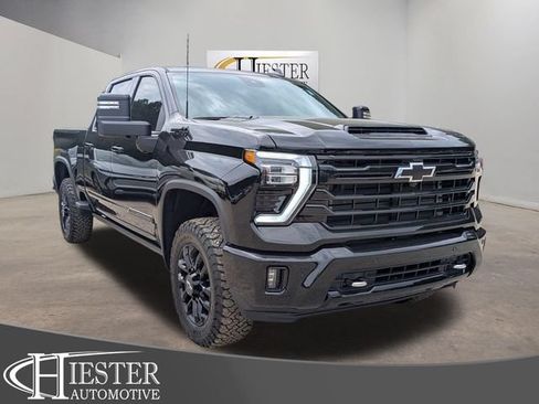 New 2026 Chevrolet Silverado 2500 High Country w/ High Country Premium Package AWD/4WD image 1