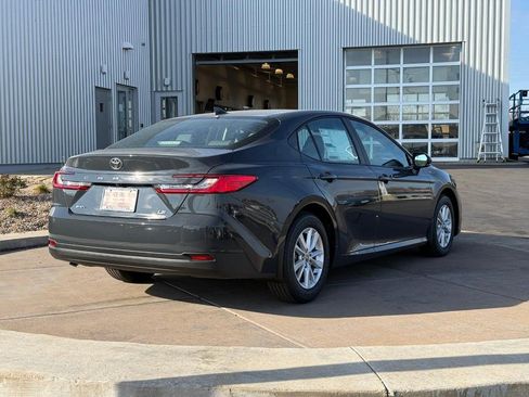 New 2026 Toyota Camry LE image 5