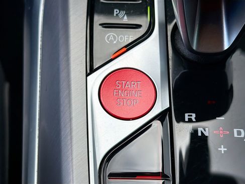 Used 2026 BMW M4 Competition image 36