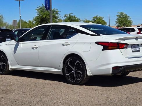 Used 2023 Nissan Altima 2.5 SR w/ SR Premium Package FWD image 6