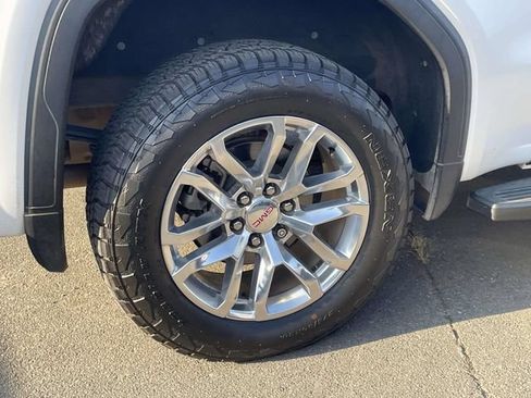 Used 2019 GMC Sierra 1500 SLT w/ SLT Premium Plus Package AWD/4WD image 9