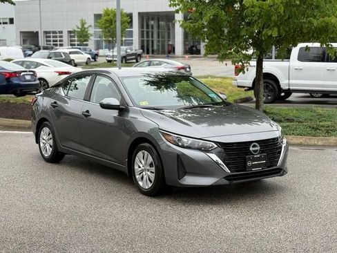 Certified 2025 Nissan Sentra S FWD image 3