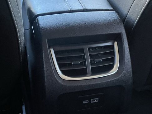 Used 2025 Chevrolet Blazer LT image 24