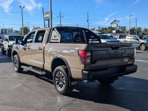 Used 2023 Nissan Titan PRO-4X w/ Pro-4x Convenience Package image 7