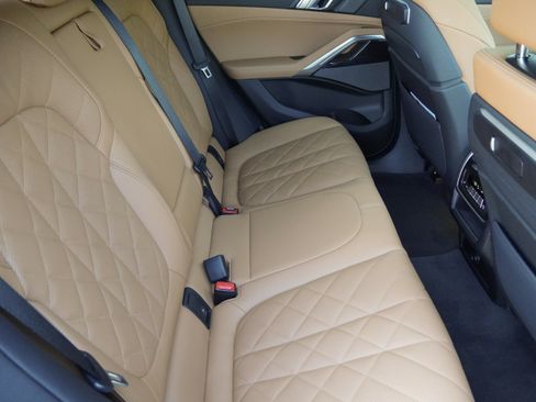 Used 2026 BMW X6 M60i AWD/4WD image 37