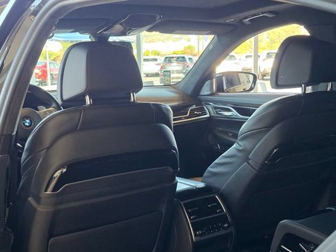 Used 2021 BMW M760i xDrive AWD/4WD image 62