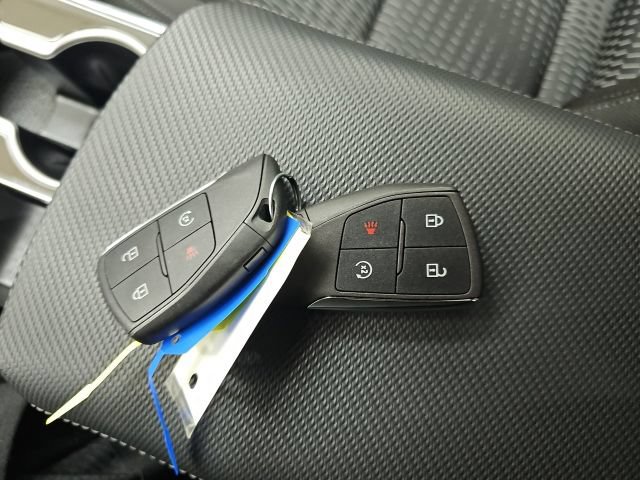 Used 2026 Chevrolet Equinox LT FWD image 28
