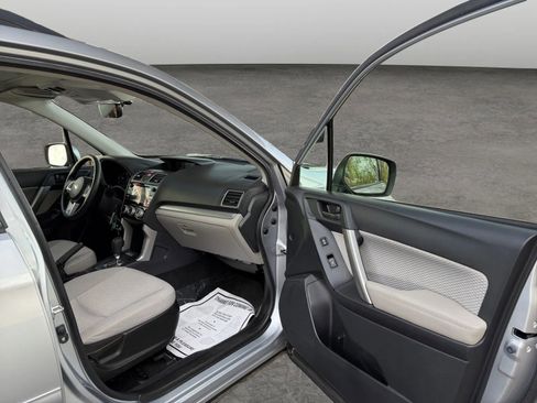 Used 2018 Subaru Forester 2.5i Premium image 19