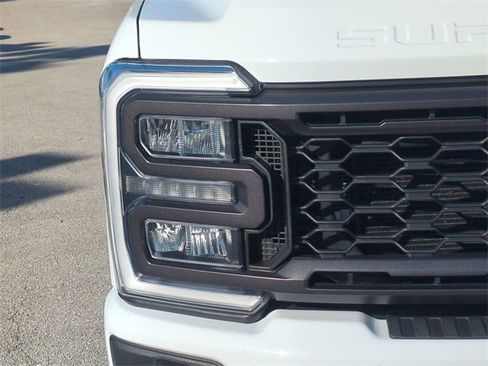 Certified 2024 Ford F350 Lariat w/ Sport Appearance Package image 10