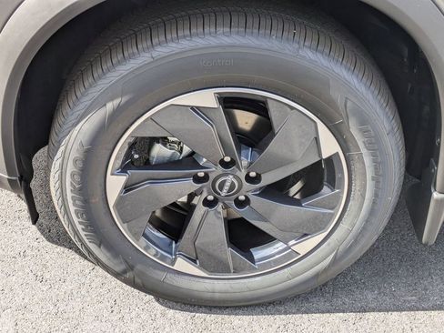 New 2026 Nissan Rogue SV w/ SV Premium Package image 23