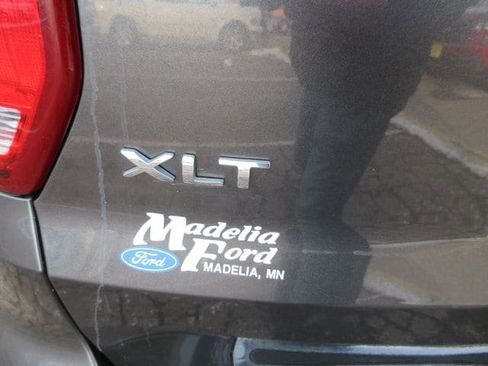 Used 2018 Ford Explorer XLT w/ Equipment Group 202A image 39