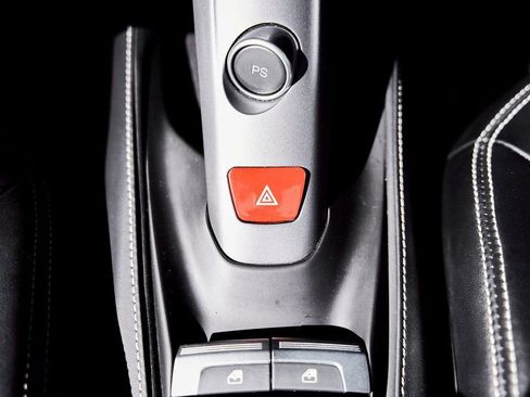 Used 2018 Ferrari 488 Spider image 64