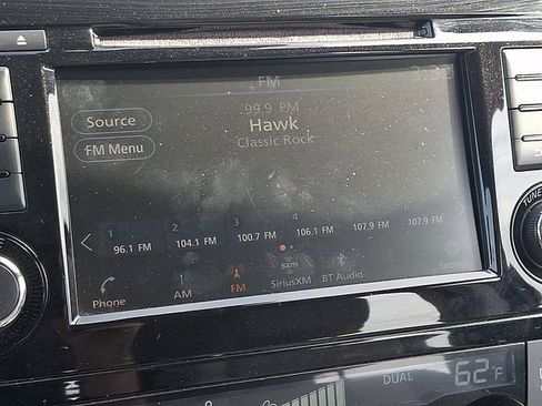 Used 2022 Nissan Rogue Sport SV image 16