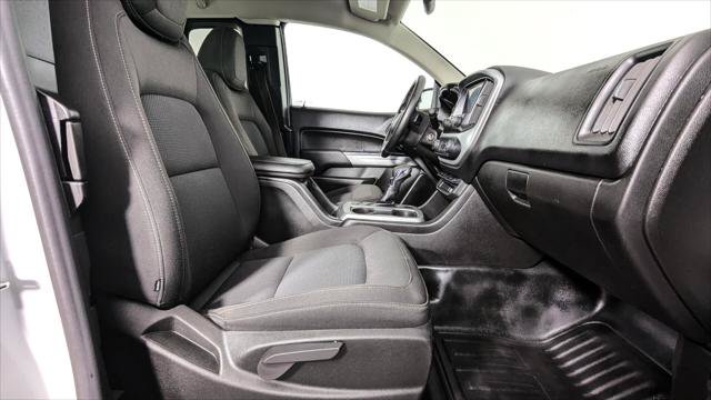 Used 2022 Chevrolet Colorado LT w/ Fleet Safety Package RWD image 16