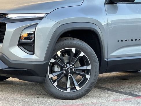 New 2026 Chevrolet Equinox RS image 8