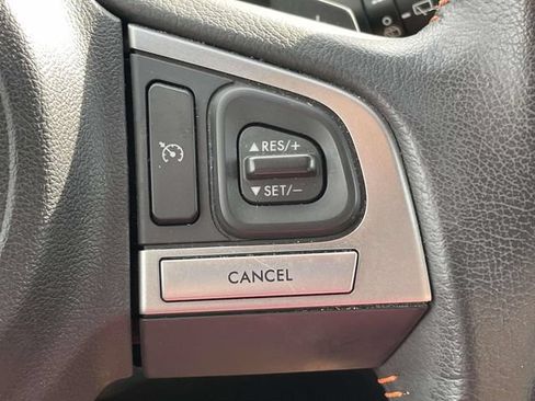 Used 2017 Subaru Crosstrek 2.0i Limited AWD/4WD image 21