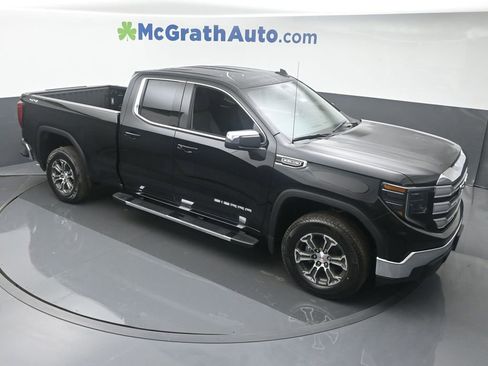 New 2025 GMC Sierra 1500 SLE w/ Preferred Package image 3