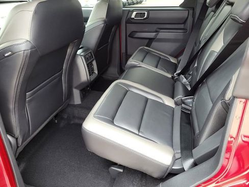 New 2026 Ford Bronco Outer Banks image 14