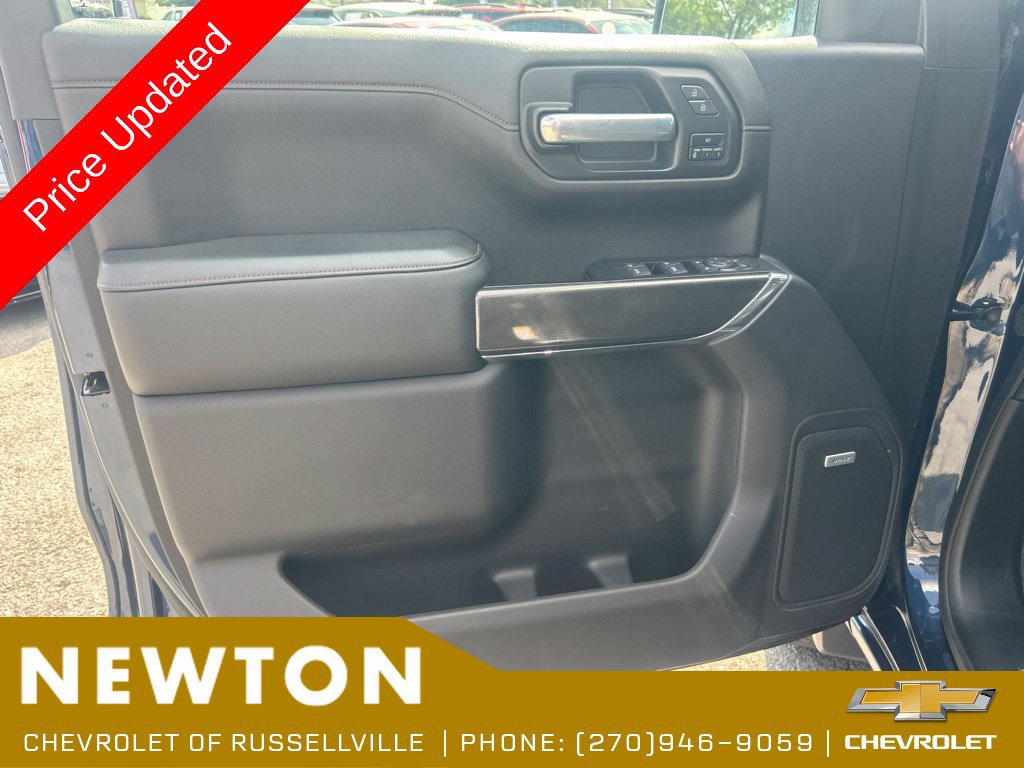 Used 2020 GMC Sierra 1500 AT4 w/ AT4 Premium Package AWD/4WD image 8