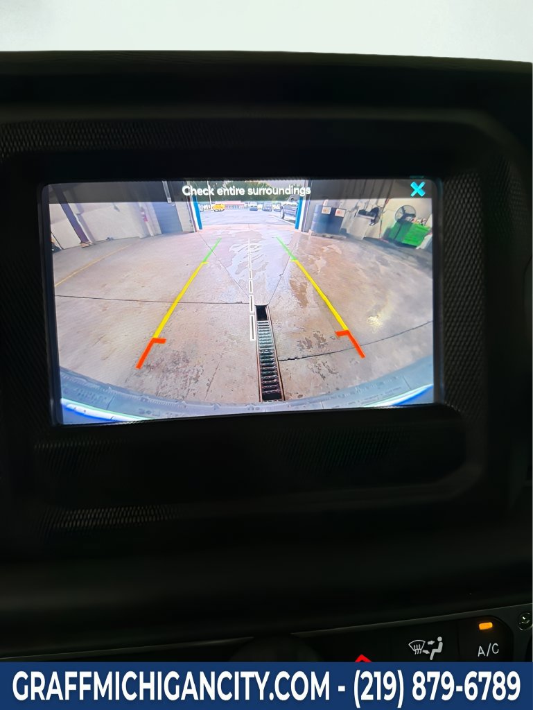 Used 2018 Jeep Wrangler Unlimited Sahara AWD/4WD image 20