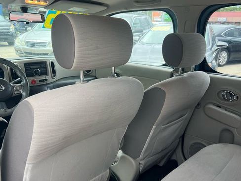Used 2009 Nissan Cube 1.8 S w/ Interior Designer Pkg FWD image 5