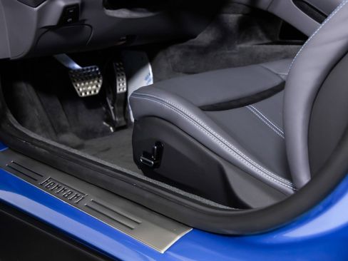 Used 2024 Ferrari Roma image 24