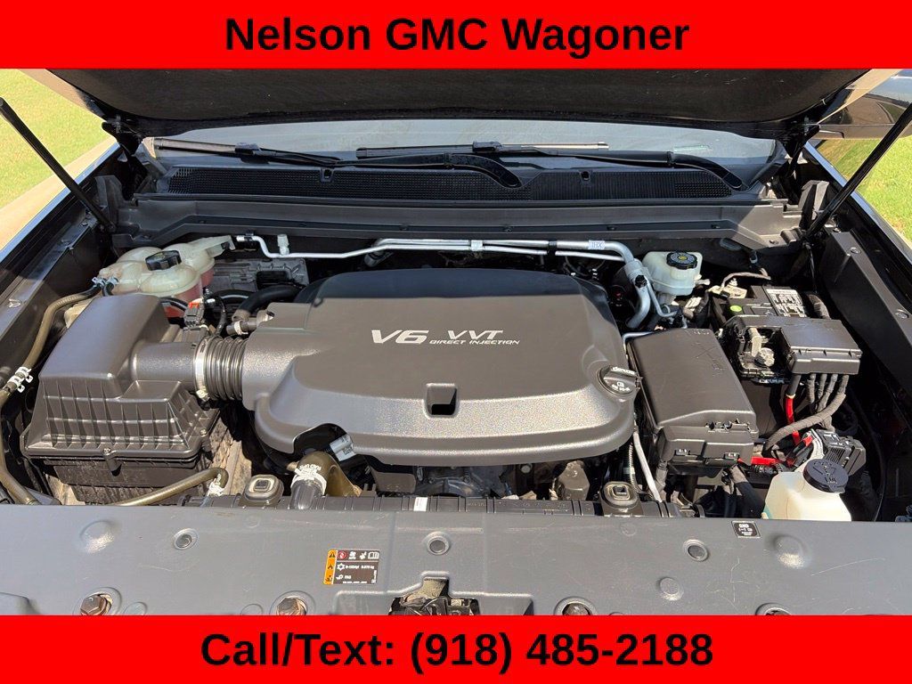 Used 2017 GMC Canyon SLE w/ All Terrain Package AWD/4WD image 4