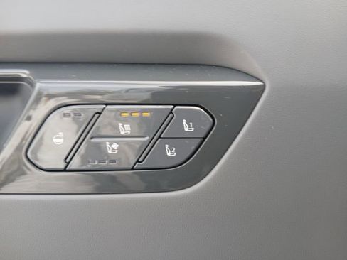 Certified 2026 Kia EV9 Land w/ Nightfall Edition Package image 34