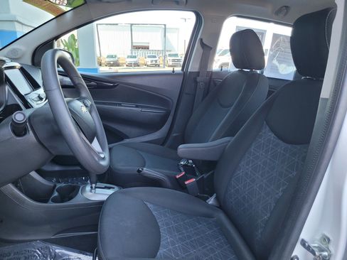 Used 2022 Chevrolet Spark LT FWD image 9