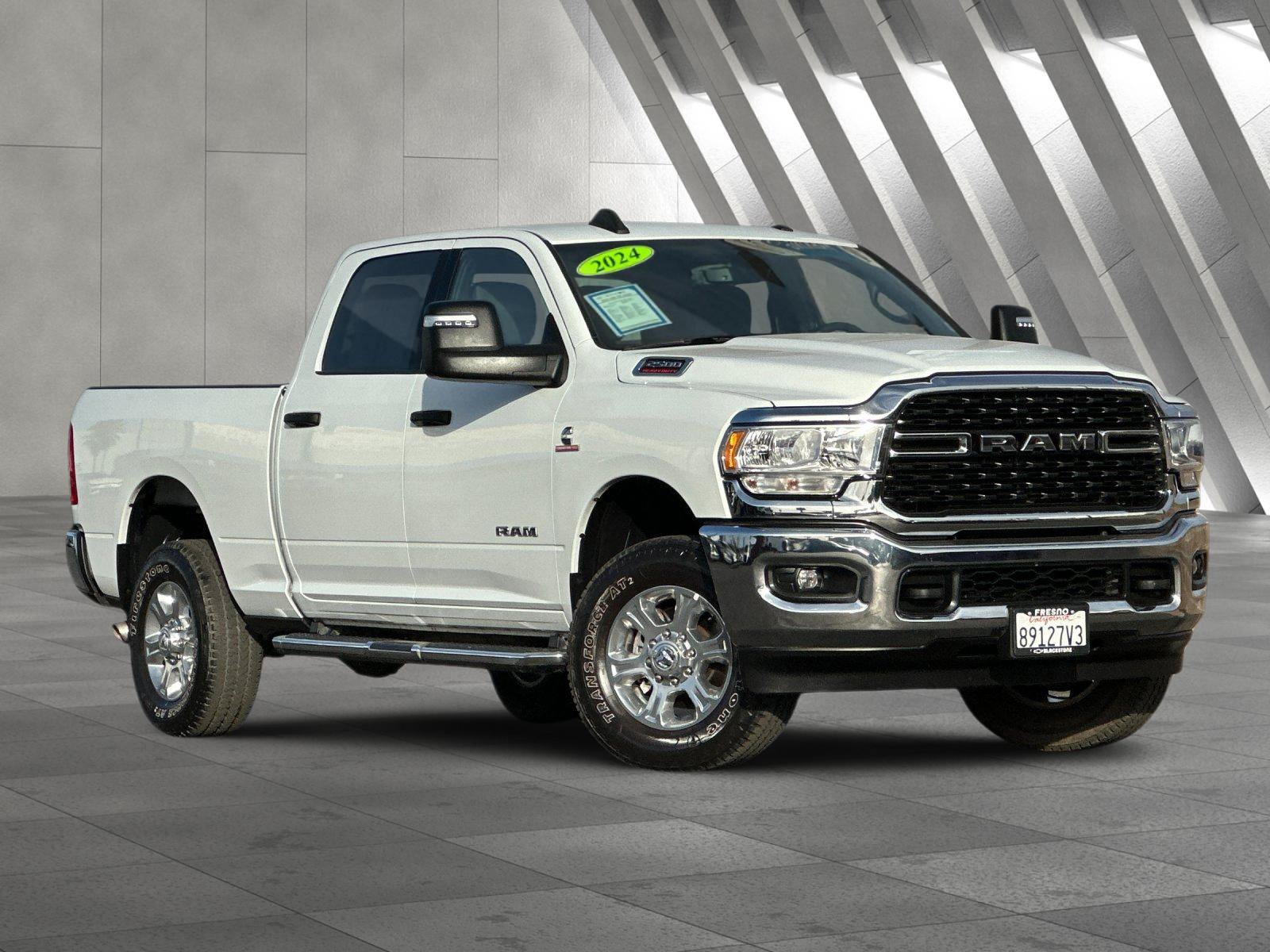 Used 2024 RAM 2500 Big Horn AWD/4WD image 1