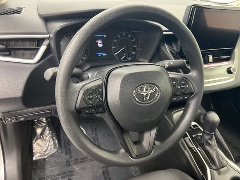 Used 2024 Toyota Corolla LE image 13