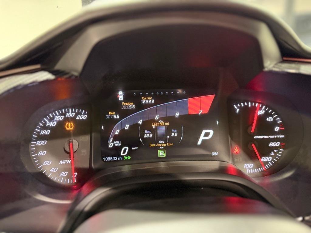 Used 2017 Chevrolet Corvette Stingray Coupe w/ 1LT RWD image 21