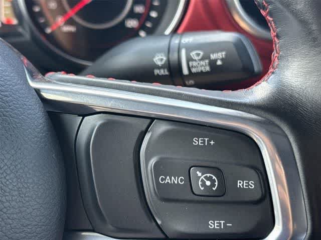 Used 2022 Jeep Wrangler Unlimited Rubicon AWD/4WD image 23