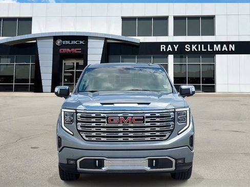 Used 2025 GMC Sierra 1500 Denali AWD/4WD image 2