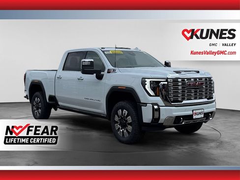 New 2026 GMC Sierra 3500 Denali w/ Denali Reserve Package AWD/4WD image 1