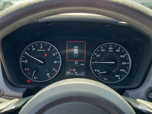 Used 2024 Subaru Crosstrek 2.0i Premium image 26