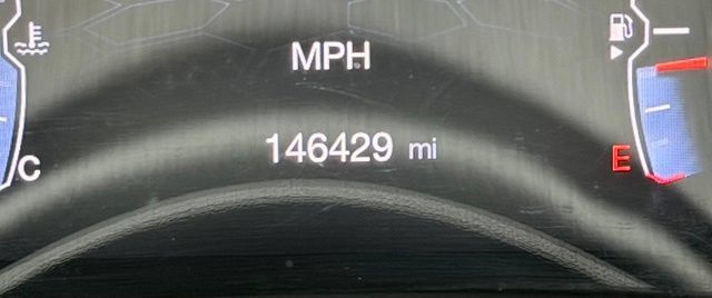 Used 2018 Jeep Compass Trailhawk w/ Leather Interior Group AWD/4WD image 4