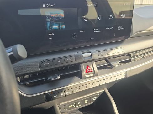 Used 2025 Kia K4 LXS image 20