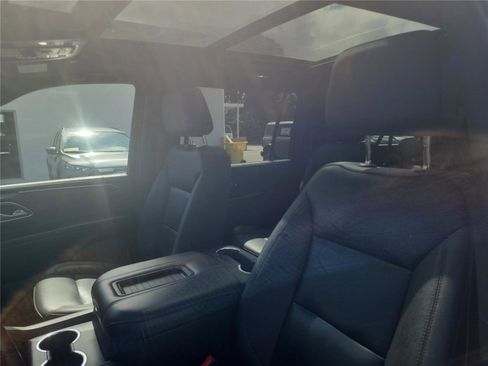 Used 2023 Chevrolet Suburban Z71 w/ Z71 Off-Road Package image 19