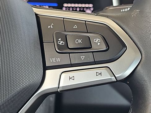 Used 2024 Volkswagen Jetta SE FWD image 22