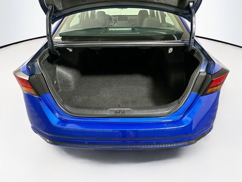 Used 2025 Nissan Altima 2.5 SV image 26