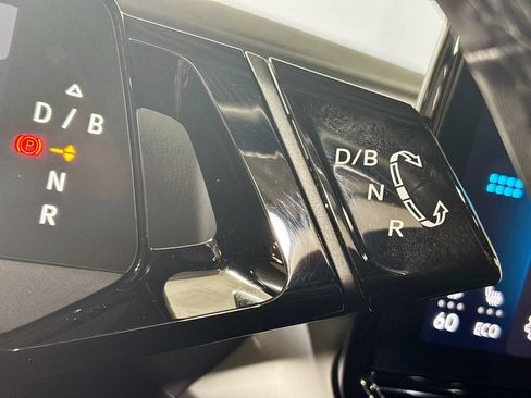 Certified 2023 Volkswagen ID.4 Pro S AWD/4WD image 19