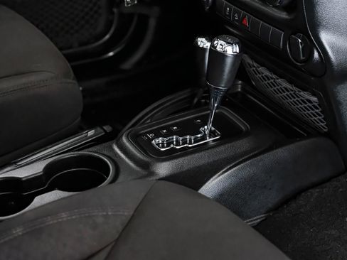 Used 2016 Jeep Wrangler Sport image 19