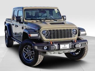 New 2026 Jeep Gladiator Mojave w/ Safety Group AWD/4WD video 2